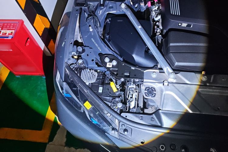 Used BMW 4 Series 2022 Revised 425i Convertible M Sport Night Edition Package Engine Bay Right