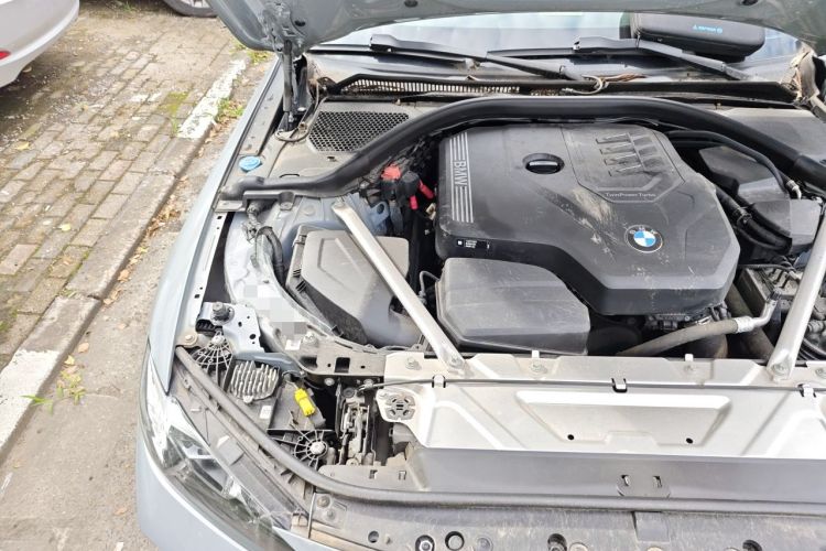 Used BMW 4 Series 2022 425i M Sport Package Engine Bay Right