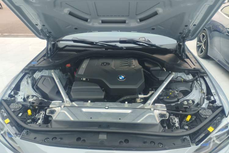 Used BMW 4 Series 2022 Revised 425i M Sport Night Edition Package Engine Bay
