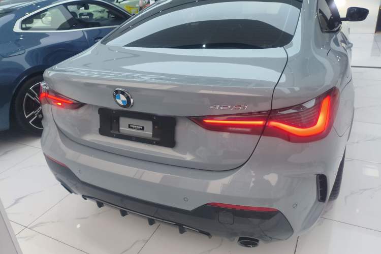 Used BMW 4 Series 2022 Revised 425i M Sport Night Edition Package Exterior 4