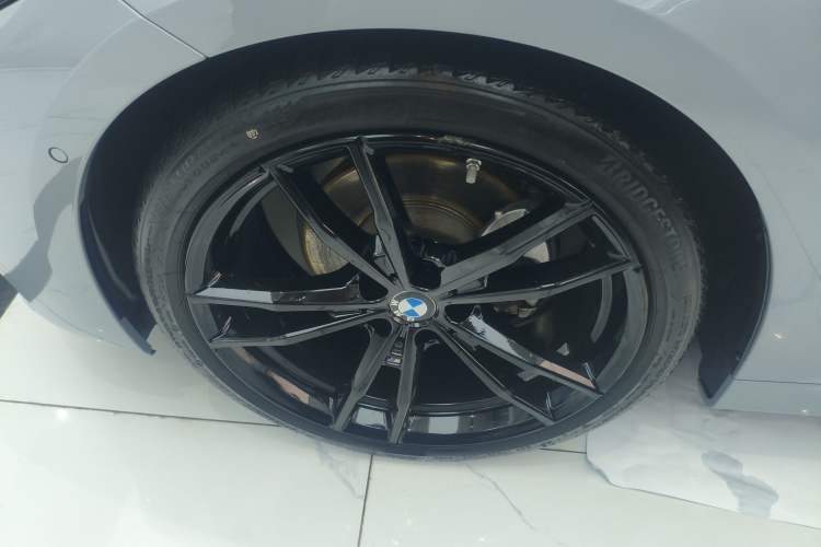 Used BMW 4 Series 2022 Revised 425i M Sport Night Edition Package Exterior 7