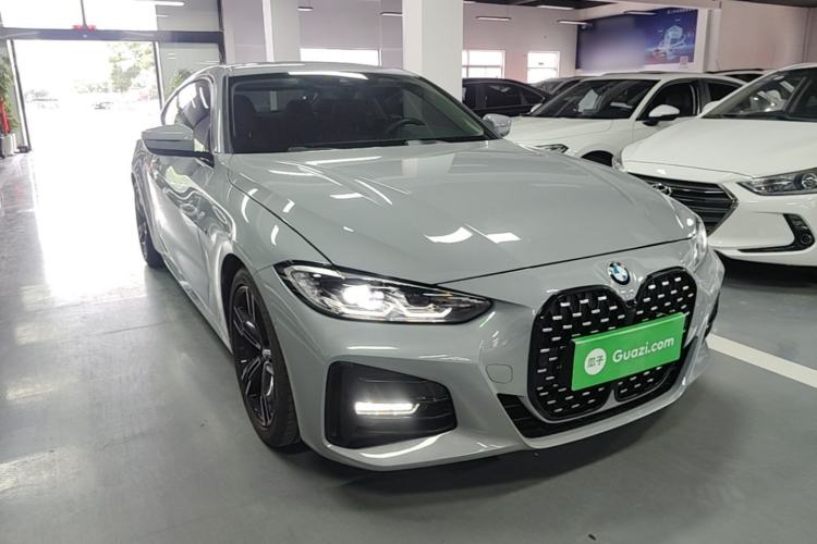 Used BMW 4 Series 2022 425i M Sport Package Front Right 45 Deg