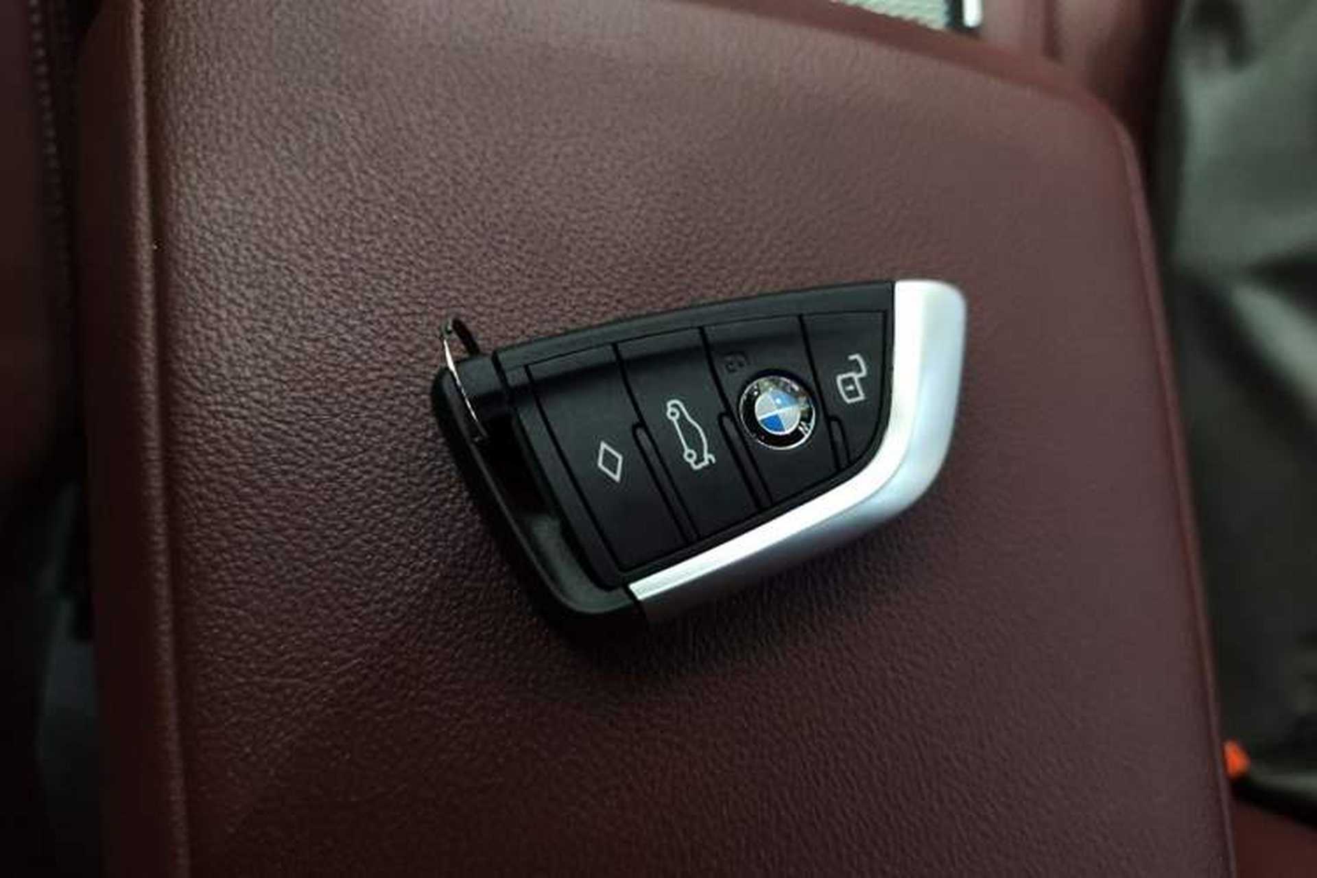 Used BMW 4 Series 2022 Revised 425i M Sport Night Edition Package Interior 1