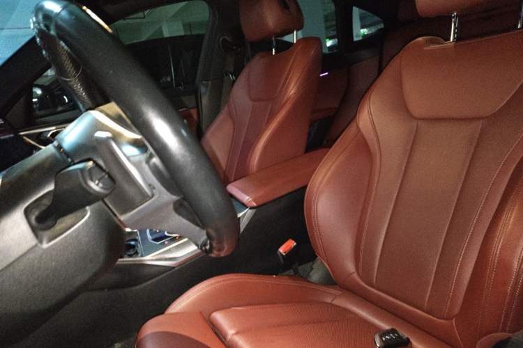 Used BMW 4 Series 2022 425i Gran Coupe M Sport Night Edition Left Front Seat