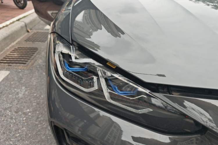 Used BMW 4 Series 2022 Second Facelift 430i M Sport Night Edition Package Right Front Headlight