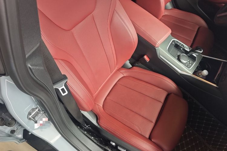 Used BMW 4 Series 2022 425i Gran Coupe M Sport Night Edition Right Front Seat