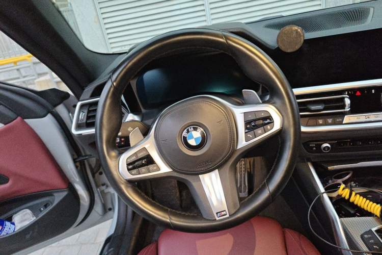 Used BMW 4 Series 2022 Revised 425i M Sport Night Edition Package Steering Wheel