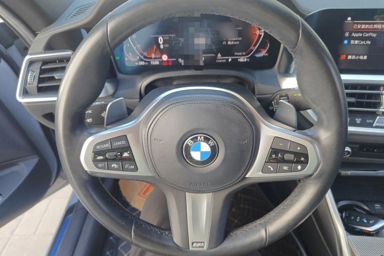 Used BMW 4 Series 2022 Second Facelift 430i Convertible M Sport Night Edition Package Steering Wheel
