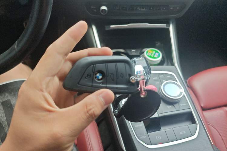Used BMW 4 Series 2022 425i Convertible M Sport Package Vehicle Key