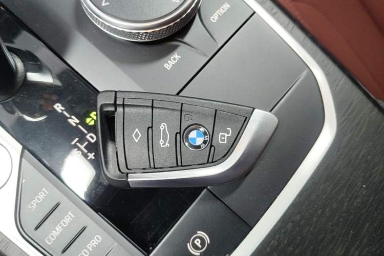 Used BMW 4 Series 2022 425i M Sport Package Vehicle Key