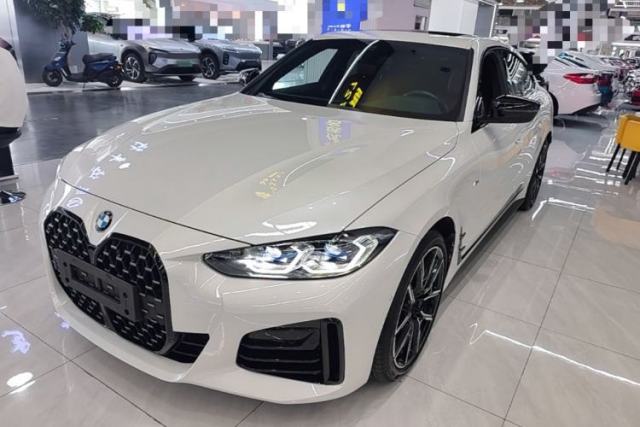 Ojetý BMW 4 Series 2022 425i Gran Coupe M Sport Night Edition