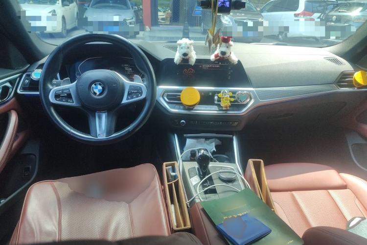 Used BMW 4 Series 2022 425i Gran Coupe M Sport Night Edition Center Console