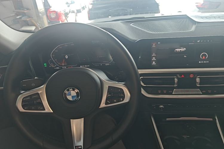 Used BMW 4 Series 2022 425i Gran Coupe M Sport Package Center Console