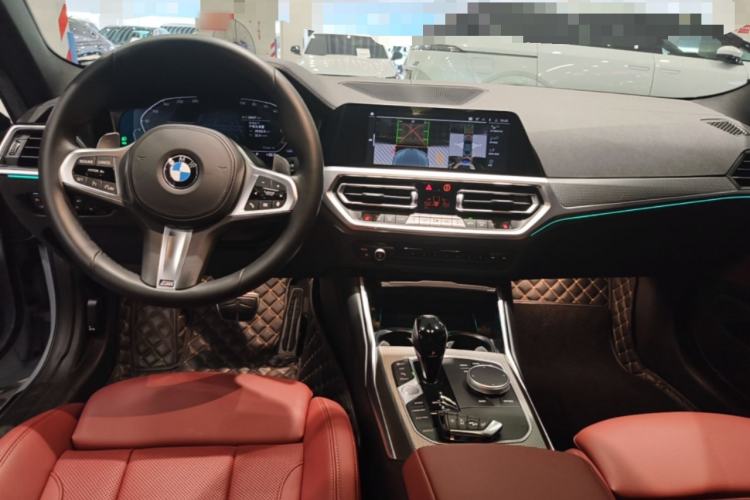 Used BMW 4 Series 2022 Revised 425i M Sport Night Edition Package Center Console