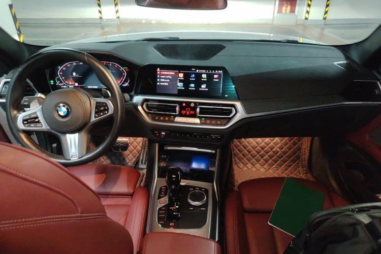 Used BMW 4 Series 2022 Second Facelift 430i M Sport Night Edition Package Center Console