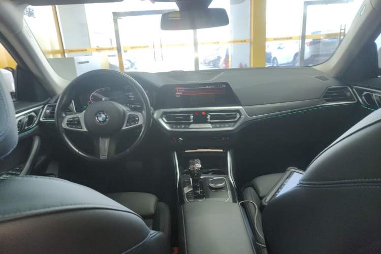 Used BMW 4 Series 2022 425i Gran Coupe M Sport Package Center Console