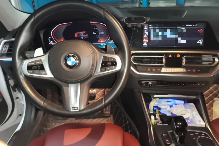 Used BMW 4 Series 2022 425i M Sport Package Center Console