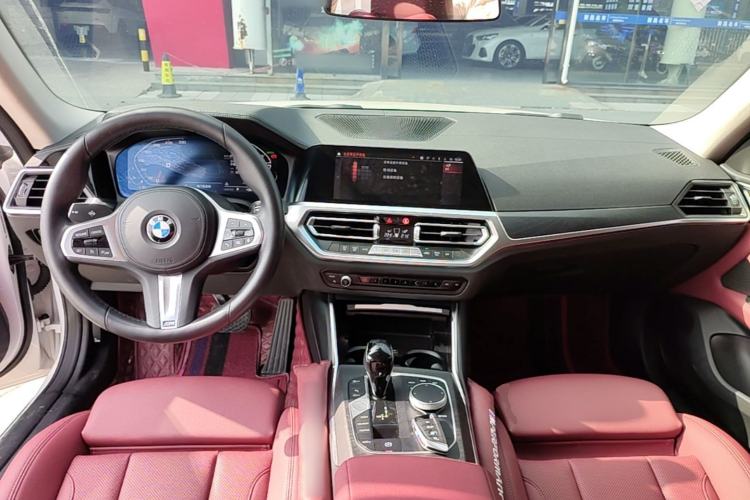 Used BMW 4 Series 2022 425i Gran Coupe M Sport Package Center Console