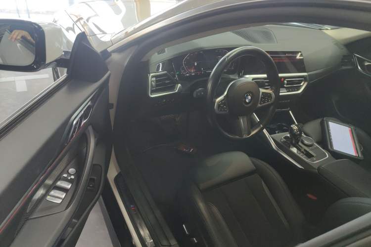 Used BMW 4 Series 2022 425i Gran Coupe M Sport Package Driver Seat