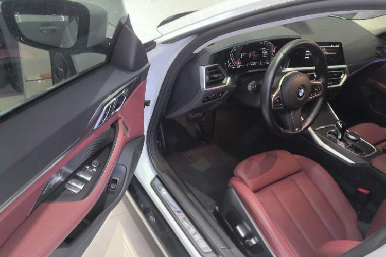 Used BMW 4 Series 2022 425i Gran Coupe M Sport Package Driver Seat