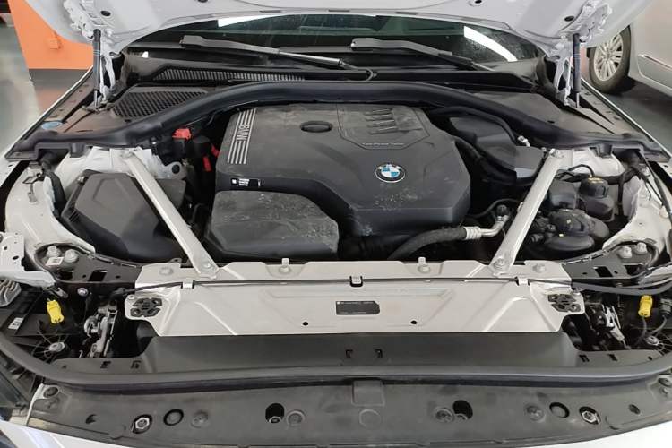 Used BMW 4 Series 2022 Second Facelift 430i M Sport Night Edition Package Engine Bay