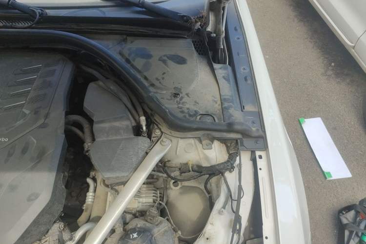 Used BMW 4 Series 2022 425i Gran Coupe M Sport Night Edition Engine Bay Left