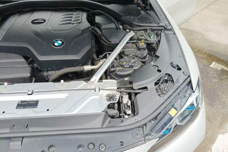 Used BMW 4 Series 2022 430i Gran Coupe M Sport Night Edition Engine Bay Left