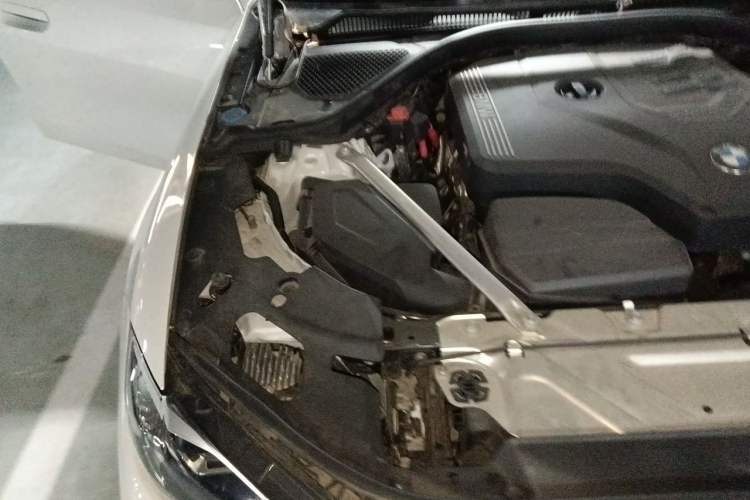 Used BMW 4 Series 2022 425i Gran Coupe M Sport Package Engine Bay Right