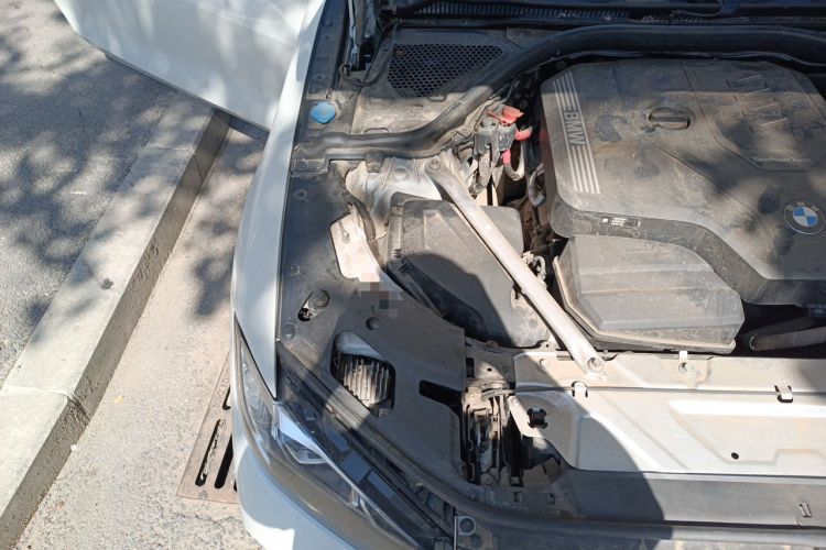 Used BMW 4 Series 2022 425i M Sport Package Engine Bay Right