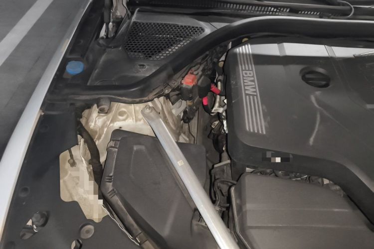 Used BMW 4 Series 2022 425i M Sport Package Engine Bay Right