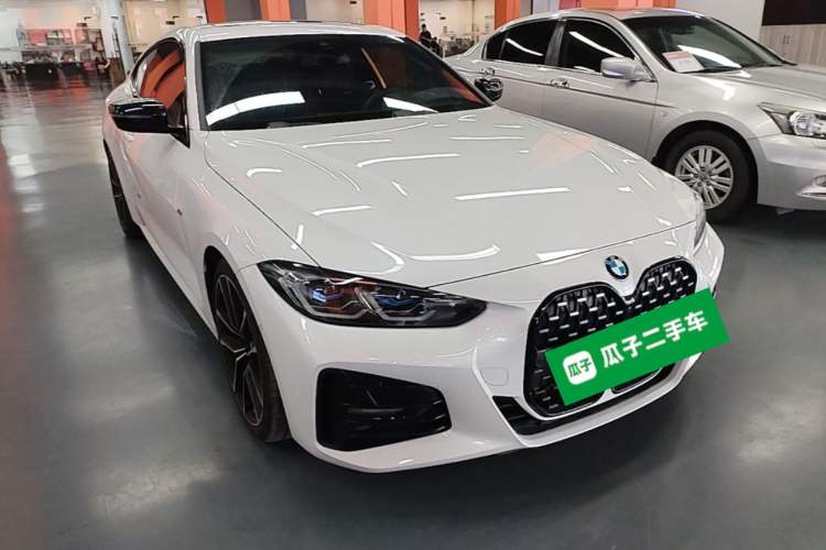 Used BMW 4 Series 2022 Second Facelift 430i M Sport Night Edition Package Front Right 45 Deg