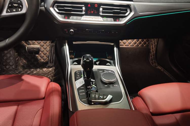 Used BMW 4 Series 2022 Revised 425i M Sport Night Edition Package Gear Lever
