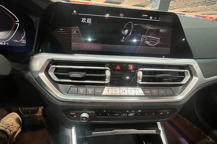 Used BMW 4 Series 2022 425i Convertible M Sport Package Interior 3