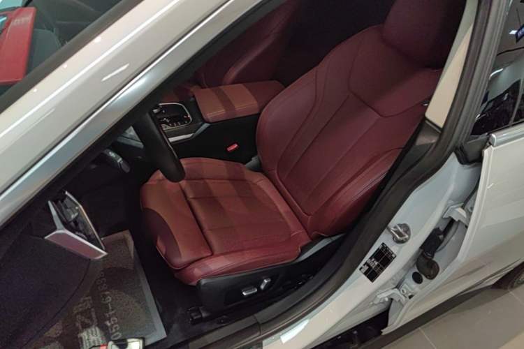 Used BMW 4 Series 2022 425i Gran Coupe M Sport Package Left Front Seat