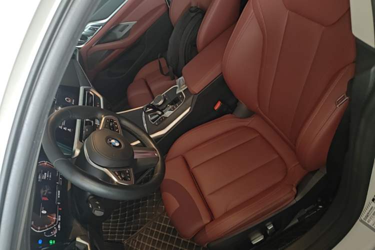 Used BMW 4 Series 2022 425i Gran Coupe M Sport Package Left Front Seat