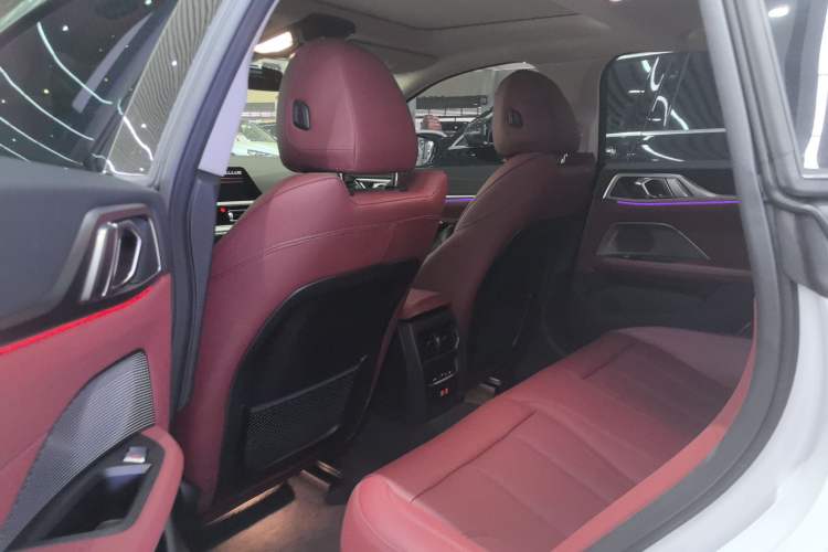 Used BMW 4 Series 2022 425i Gran Coupe M Sport Package Left Rear Seat