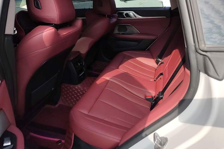 Used BMW 4 Series 2022 425i Gran Coupe M Sport Package Left Rear Seat