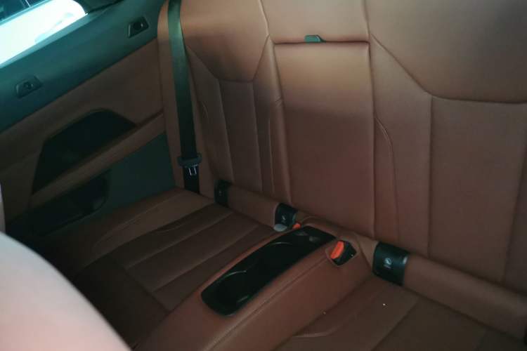 Used BMW 4 Series 2022 425i Convertible M Sport Package Left Rear Seat