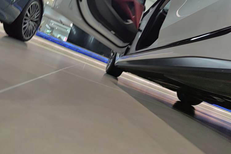 Used BMW 4 Series 2022 425i Gran Coupe M Sport Package Left Side Sill