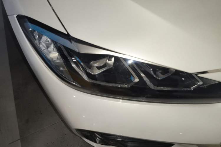 Used BMW 4 Series 2022 425i M Sport Package Right Front Headlight