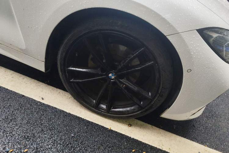 Used BMW 4 Series 2022 Revised 425i M Sport Night Edition Package Right Front Wheel Hub