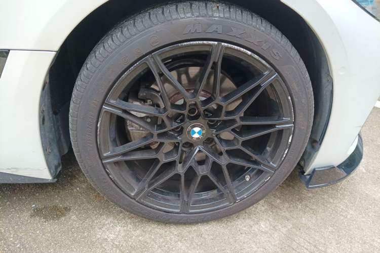 Used BMW 4 Series 2022 430i Gran Coupe M Sport Night Edition Right Front Wheel Hub