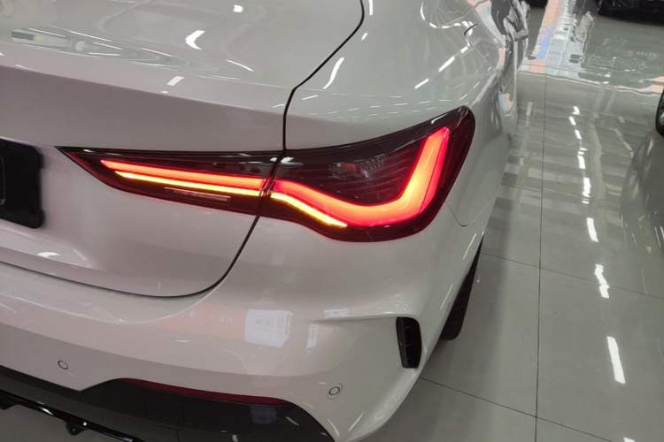 Used BMW 4 Series 2022 Second Facelift 430i M Sport Night Edition Package Right Rear Taillight