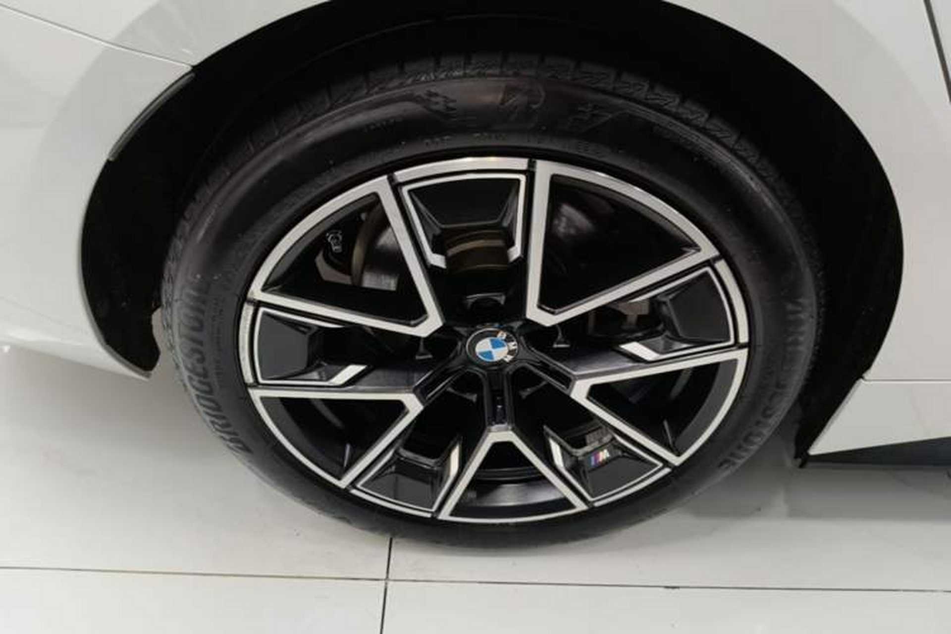 Used BMW 4 Series 2022 425i Gran Coupe M Sport Package Right Rear Wheel Hub