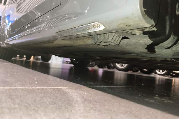 Used BMW 4 Series 2022 Revised 425i M Sport Night Edition Package Right Side Sill