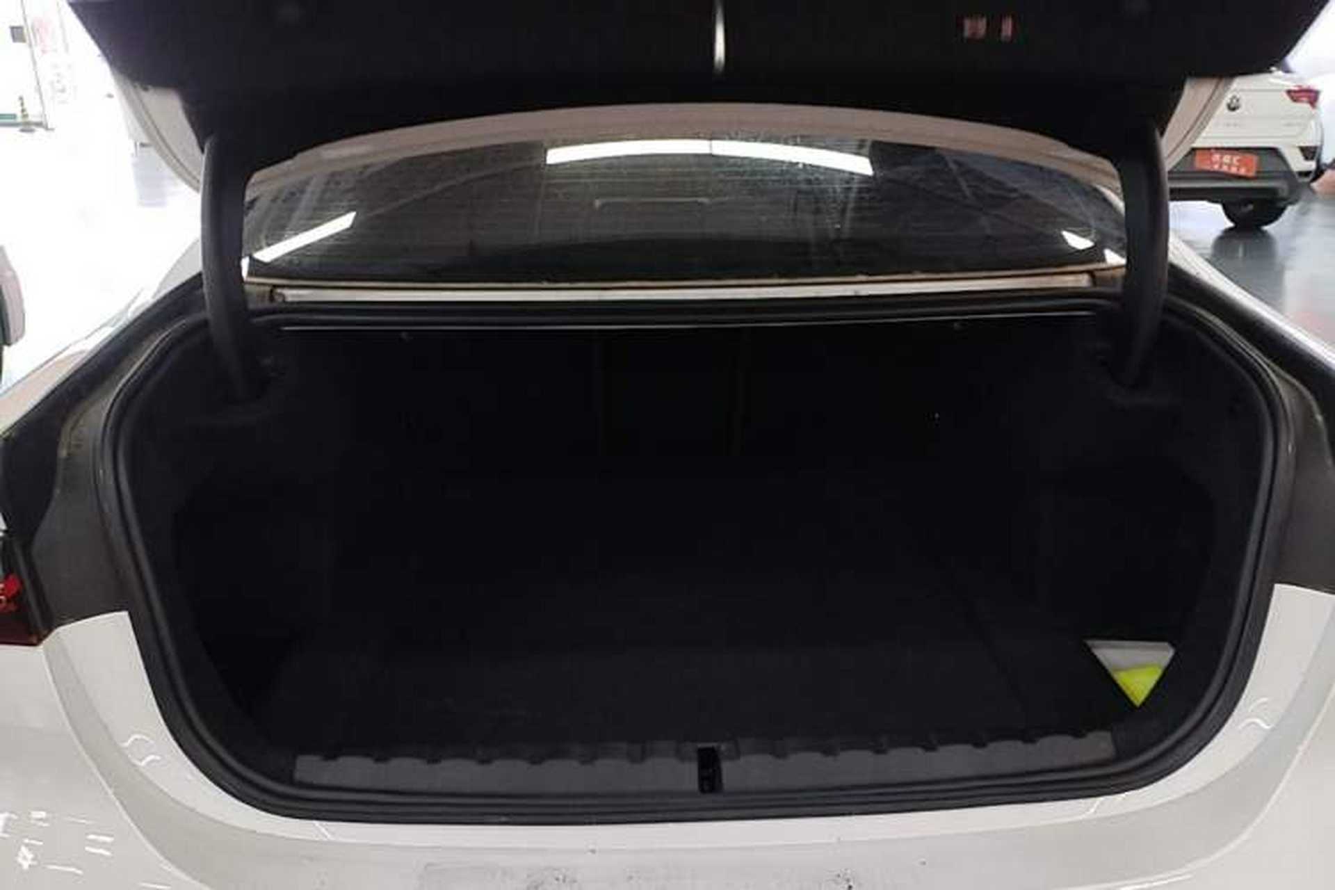 Used BMW 4 Series 2022 Second Facelift 430i M Sport Night Edition Package Trunk