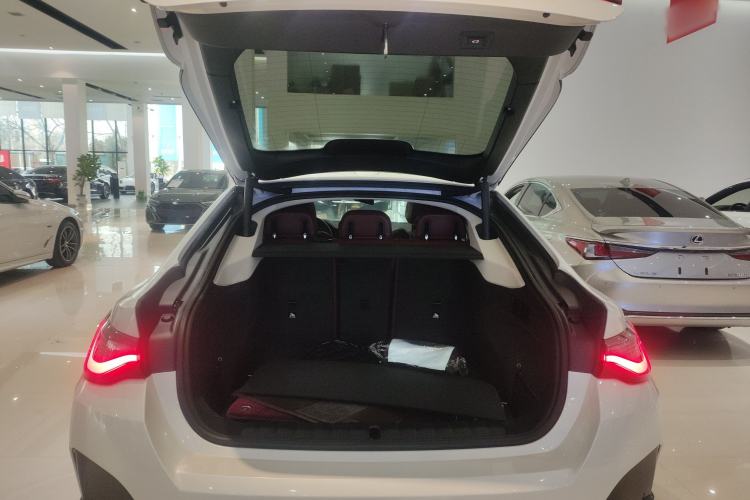 Used BMW 4 Series 2022 425i Gran Coupe M Sport Package Trunk