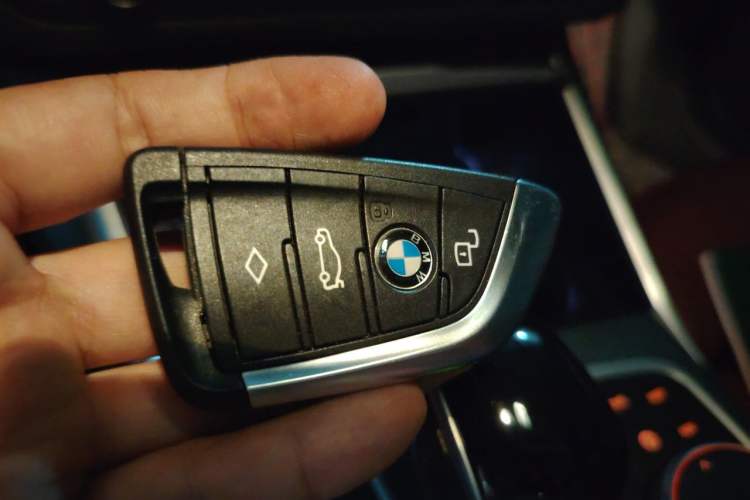 Used BMW 4 Series 2022 Second Facelift 430i M Sport Night Edition Package Vehicle Key