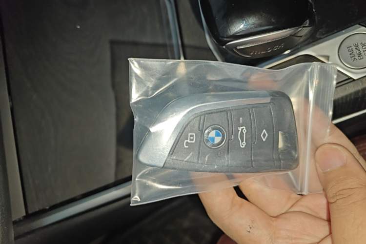 Used BMW 4 Series 2022 425i Gran Coupe M Sport Package Vehicle Key