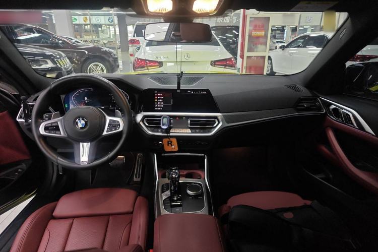 Used BMW 4 Series 2022 Revised 425i M Sport Night Edition Package Interior 2
